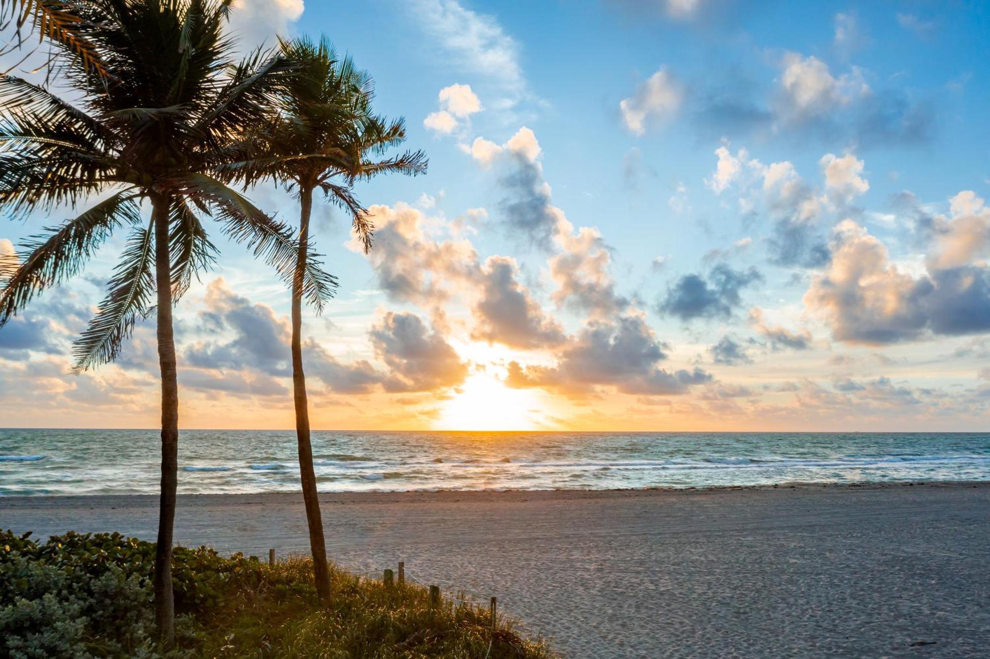 Enchanted Isle Hollywood Beach Resort 外观 照片